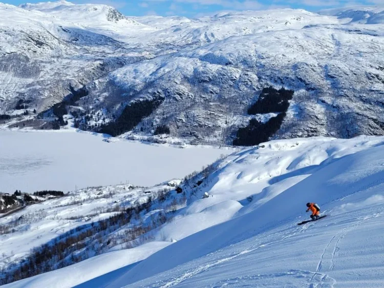 hardanger-camp.webp